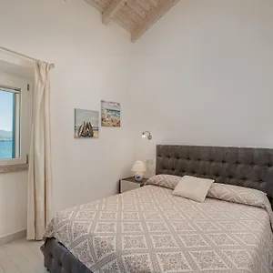 Ferienhaus Al Mare Di Cala Saccaia, Pittulongu